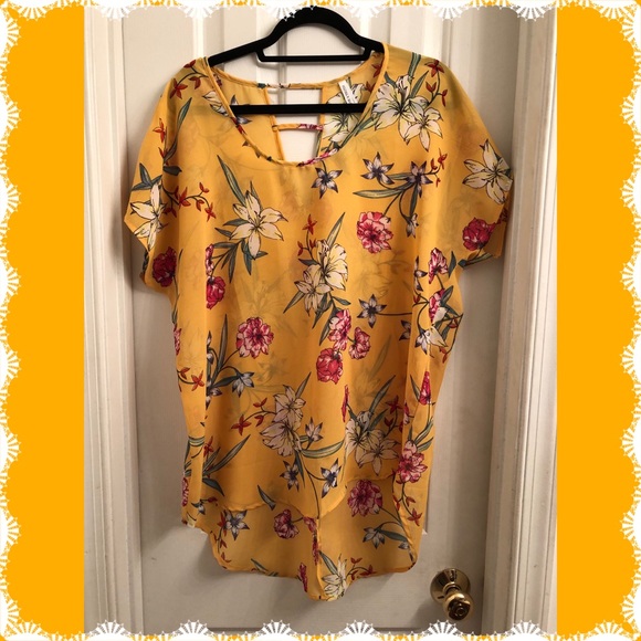 Live 4 Truth Tops - Live 4 Truth Sheer High Low Top